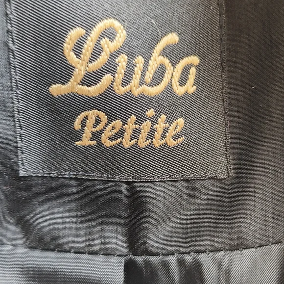 Vintage Luba Petite Paris Long Trench Coat Size Medium fits more like a large. - Picture 4 of 6